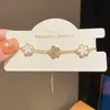 Pulseira Flor de Zircônia Estilo Francês, Luxo Leve, Sensação de Alto Padrão, Pulseira Versátil, Moderna e Elegante, Design de Nicho, Joias para Atacado
