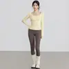Ropa de Yoga Falsa de Dos Piezas con Cuello Halter Tops Deportivos de Diseño Delgado y Adelgazantes de Manga Larga Otoño Ropa de Entrenamiento Ajustada Venta al por Mayor