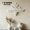 Panel decorativo de flor de esquina de relieve triangular estilo europeo de yeso para el centro del techo y el dintel de la puerta, hecho a medida por la fábrica