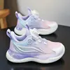 Sapatos Femininos Dad Shoes 2026 Verão Novo Tênis Esportivo Infantil para Meninas Tênis de Malha Respirável Leve para Corrida