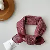 Pañuelo Cuadrado Pequeño de Algodón y Lino con Lunares Rojos y Anacardos para Mujer en Primavera y Verano, Pañuelo de Seda Pequeño Decorativo Versátil, Pañuelo de Cabeza de Moda Multifuncional
