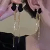 Brincos de Borla com Laço Veludo Vermelho Estilo Coreano, Luxo Leve e Sensação de Alta Qualidade, Brincos Longos que Afinam o Rosto, Brincos Elegantes para Mulheres