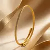 Pulseira Minimalista Transfronteiriça de Aço Inoxidável para Mulheres, Toque de Alto Padrão, Pulseira Aberta de Fio de Aço Não Desbota, Pulseira de Aço Titânio