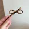 Presilha de Cabelo de Couro com Laço Estampa de Leopardo, Presilha Bico de Pato Vintage para Franja e Cabelo Lateral, Acessório de Cabelo