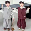 Conjunto de Sudadera para Niños Primavera 2026 Nuevo Conjunto Fresco y Elegante de Chaleco para Niños Conjunto de Tres Piezas Ropa Rayada para Niños Primavera y Otoño