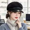 Boina Color Café para Mujer, Nuevo Estilo Otoño/Invierno 2026, Sombrero Octogonal de Boina Estilo Británico Versátil de Cuero Retro que Hace que la Cara Parezca Más Pequeña