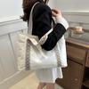 Bolsa Fashion Feminina de Grande Capacidade Versátil Bolsa Tote para Trabalho e Bolsa de Trabalho Estilo Japonês Design de Nicho Bolsa de Ombro Bolsa de Mão
