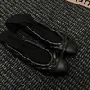 Zapatos planos de suela blanda estilo Chanel con lazo para mujer 2026 nueva llegada de primavera de corte bajo sin cordones Zapatos planos de ballet Wanwan