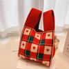 2024 Presente de Mão Novo Estilo Internet Celebrante Bolsa de Tecido Estilo Japonês e Coreano Tote Bag Casual Bolsa Feminina Bolsa de Malha Feminina