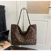 Bolso Tote Grande de Estampado de Leopardo Vintage para Mujer, Nuevo de Otoño 2025, Bolso de Hombro Elegante e Informal para el Trabajo, Bolso de Axila