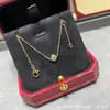 Colar Bolha de OVNIs Clássico Gravado em CNC para Mulheres, Pulseira com Pingente Mini Redondo, Brincos de Tarraxa, Ouro V, Simples e Versátil Atacado