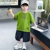 Conjunto Cool Estilo Coreano para Niño de Manga Corta 2026 Verano Nuevo Conjunto de Dos Piezas de Shorts de Mezclilla y Camiseta de Verano Tendencia