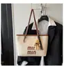 Bolsa de mão feminina grande capacidade, estilo europeu e americano, estampa de letras, tendência 2026, nova, verão, elegante, bolsa de ombro, bolsa de axila