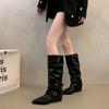 Botas de Cano Alto de Salto Grosso Retrô Botas de Bico Fino Botas Femininas 2025 Novo Outono e Inverno Botas Pretas de Pelúcia Botas Longas de Montaria