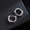 Pendientes Poligonales Personalizados Incrustados con Diamantes para Mujer, Elegantes Europeos y Americanos, Lujo Accesible, Estilo Fresco, Pendientes Calados de Moda y Gama Alta