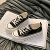 Zapatos de lona de suela gruesa con diseño de grulla blanca para mujer, nuevo modelo de verano 2026, zapatos casuales que aumentan la altura para personas petite, modernos y versátiles para estudiantes