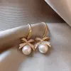 Presilhas de Orelha para Mulheres Sem Orelhas Furadas, Brincos de Luxo Leve e de Alta Qualidade, Ganchos de Orelha com Franjas Longas Indolores, Acessórios de Orelha de Pérola de Estilo Simples e Minimalista