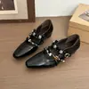 Zapatos Mary Jane de Moda con Punta Cuadrada Cruzada y Adorno de Perlas, con Aumento Interno de Altura y Tacón Grueso para Mujer