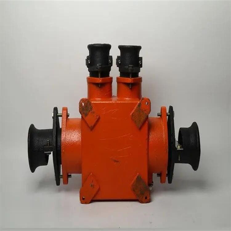 四通低压接线盒 (1)