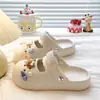Zapatos Mary Jane Versátiles y Transpirables Chanclas de Verano para el Trayecto Abiertos con Encaje de Ola Exquisito Zapatos con Agujeros Atmosféricos de EVA