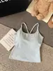 Camisola Sexy e Atraente com Bojos e Lindo Design nas Costas, Pode Ser Usada como Roupa Externa, Corte Justo, Valoriza a Silhueta, com Copas Fixas Embutidas
