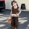 Conjunto de Roupas de Outono para Meninas 2025 Novo Estilo Moda Infantil Elegante Estilo Coreano Conjunto de Três Peças Moda de Outono para Menininhas