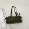 Bolsa de Ombro Fashion para Mulheres 2026 Novo Estilo de Inverno Bolsa de Ombro Retro de Alta Qualidade Bolsa de Mão Casual Versátil Bolsa de Braço