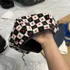 Liquidación de Invierno Gorro de Punto Forrado de Lana Otoño-Invierno Que Hace que la Cara Parezca Más Pequeña, Gorro para Cabeza Grande que Protege los Oídos, Gorro Versátil para Mujer, Artículo Único