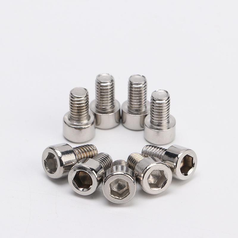 14552142940_598414566