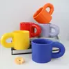 Tazas de cerámica de alta calidad, con asas grandes y forma robusta, personalizables con logotipos en colores macarrón, perfectas como recuerdos; Muestras de color disponibles para pedidos personalizados