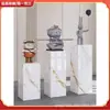 Entrada da sala de estar pedestal de mármore vertical de alta superfície expositor armário de TV base decorativa de mármore de piso