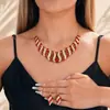 Pendientes y Conjunto de Collar de Flor Tridimensional de Múltiples Capas Brillantes Estilo Europeo y Americano, Conjunto de Cadena Full Diamond Estilo Lujo Ligero para Mujer