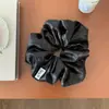 Scrunchie de Alta Qualidade com Textura de Cetim Estilo Coreano, Versátil para Uso Diário, Elástico de Cabelo Despojado, Acessório de Cabelo Elegante e Requintado para Mulheres