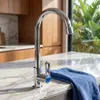Grifo de Cocina Monomando Frío con Cuello de Cisne Giratorio 360 Grados, Grifo para Fregadero de Aleación de Zinc Cromado con Control de una Sola Palanca, Entrada Universal G1/2, Grifo de Agua Utilitario para Fregadero de Cocina, Lavadero, Barra, Lavabo Exterior