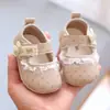 Sapatos de Caminhada para Bebês Meninas, Sola Macia, Antiderrapante, Estilo Primavera/Outono 2026, Sapatos de Princesa, 0-1 Ano, Bolinhas Fofas, Fecho de Velcro