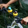 Decoração de carro decoração de carro carro elétrico pato de vento quebrado bicicleta patinho amarelo pequeno acessórios capacete pato atacado