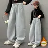 Pantalones Anchos Forrados de Felpa para Niñas 2026 Nuevo Otoño/Invierno Pantalones Deportivos Gruesos y Cálidos para Niños Medianos y Mayores Casuales Sueltos Deportivos Largos