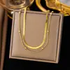 Collar Transfronterizo para Mujer, No se Desvanece, Lujo Ligero, Exquisita Cadena para Clavícula de Nicho, Joyería de Cadena para Clavícula de Alta Gama para Mujer