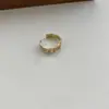 Pendientes de encaje hueco estilo francés de Dong Jie para mujer, lujo ligero, modernos, versátiles, adornados con diamantes, pendientes de alta gama