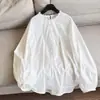 2026 Primavera Nuevo Estilo Blusa Suéter con Cuello Floral de Perlas Delantero Corto Trasero Largo Camisa Venta al por Mayor N6Et25152