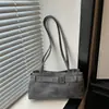 Bolsa de Ombro Feminina Retrô Simples Transfronteiriça 2026 Novo Estilo Elegante Temperamento Moda Comute Manual de Mão Ombro Único