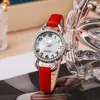 Nuevo en Stock Reloj de Mujer con Correa Fina Venta al por Mayor Transfronterizo Incrustado de Diamantes Nicho Esfera de Nácar Cuarzo Vintage para Mujer