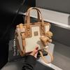 Bolsa de Mão de Nicho Fresca Feminina 2025 Primavera Nova Simples Retrô Moda Bolsa Balde Casual Transversal