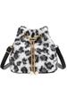 Bolsa de Pelúcia Transfronteiriça Feminina 2024 Nova Outono e Inverno Versátil Bolsa de Pelo Estampada de Leopardo Bolsa de Corrente de Balde de Alta Qualidade