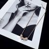 Collar Minimalista de Acero de Titanio de Doble Capa con Colgante de Cubo de Azúcar Estilo Europeo y Americano para Hombres y Mujeres, Accesorio de Alta Gama de Moda