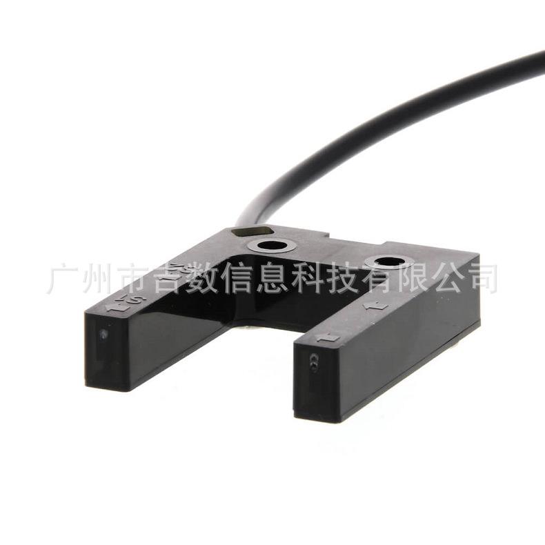 E3Z-G槽型传感器_002.png