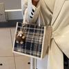 Bolsa de Lino Portátil para el Trabajo, Bolso de Lona de Moda para Mujer 2026, Bolso Tote de Hombro Moderno y Versátil