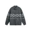 Yidao Vintage 2026 Otoño Nuevo Retro Americano Geométrico Jacquard Cuello Semi-Alto Cremallera Chaqueta Cardigan Tejida para Hombre