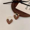 2023 Nueva Moda Amor Aceite Hebilla de Oreja Aretes Sencillos con Sentido del Diseño de Personalidad Aretes de Moda Lujo Ligero Elegantes