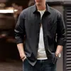 Nova camisa masculina casual simples estilo americano, marca da moda outono, gola de lapela, modelagem solta, jaqueta camisa versátil